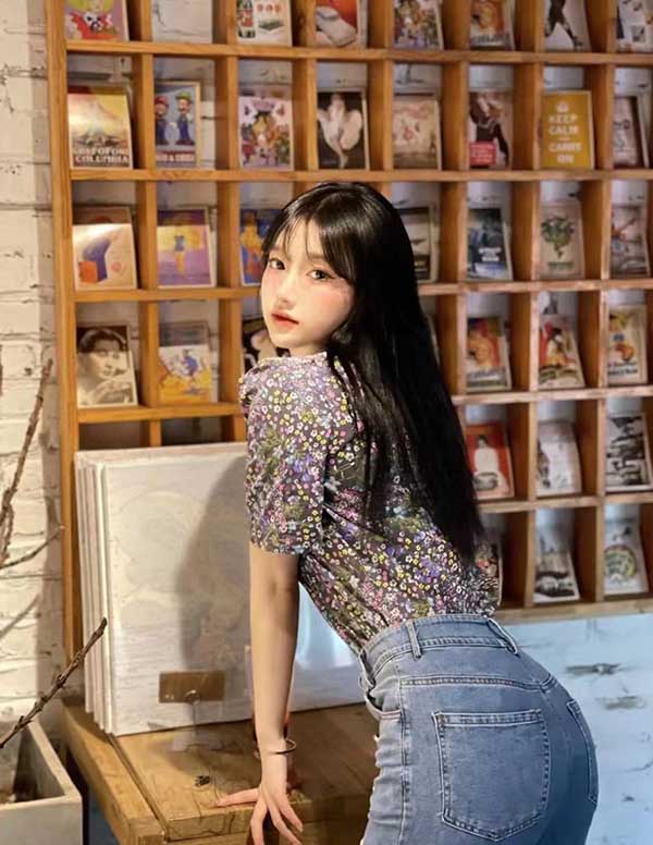 迪拜外围留学生