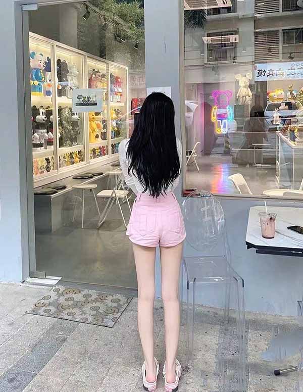 新加坡商务模特价格